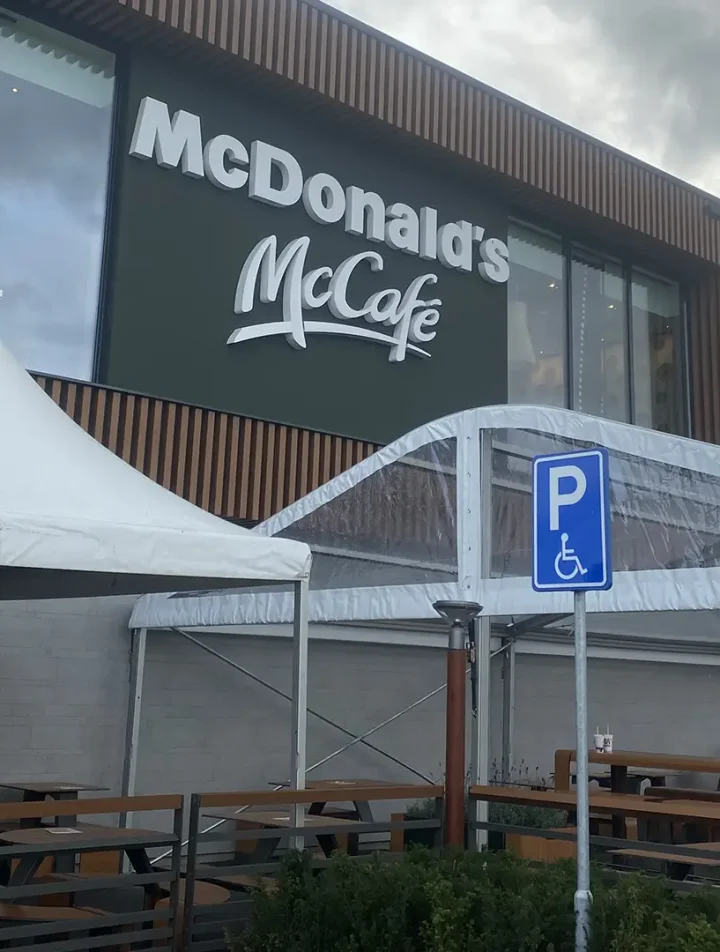 McDonald's Terrasoverkapping