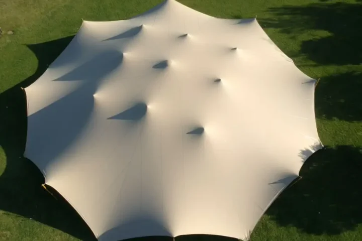 De nieuwe circustent, ontdek hem nu!