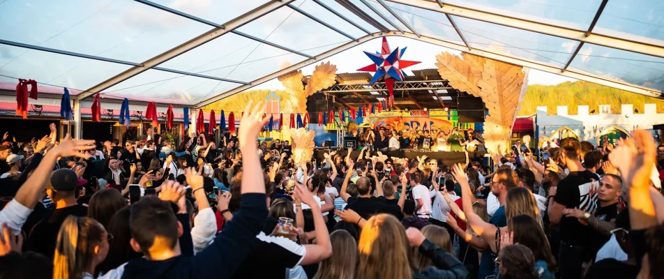 Tent Huren - Booghal
